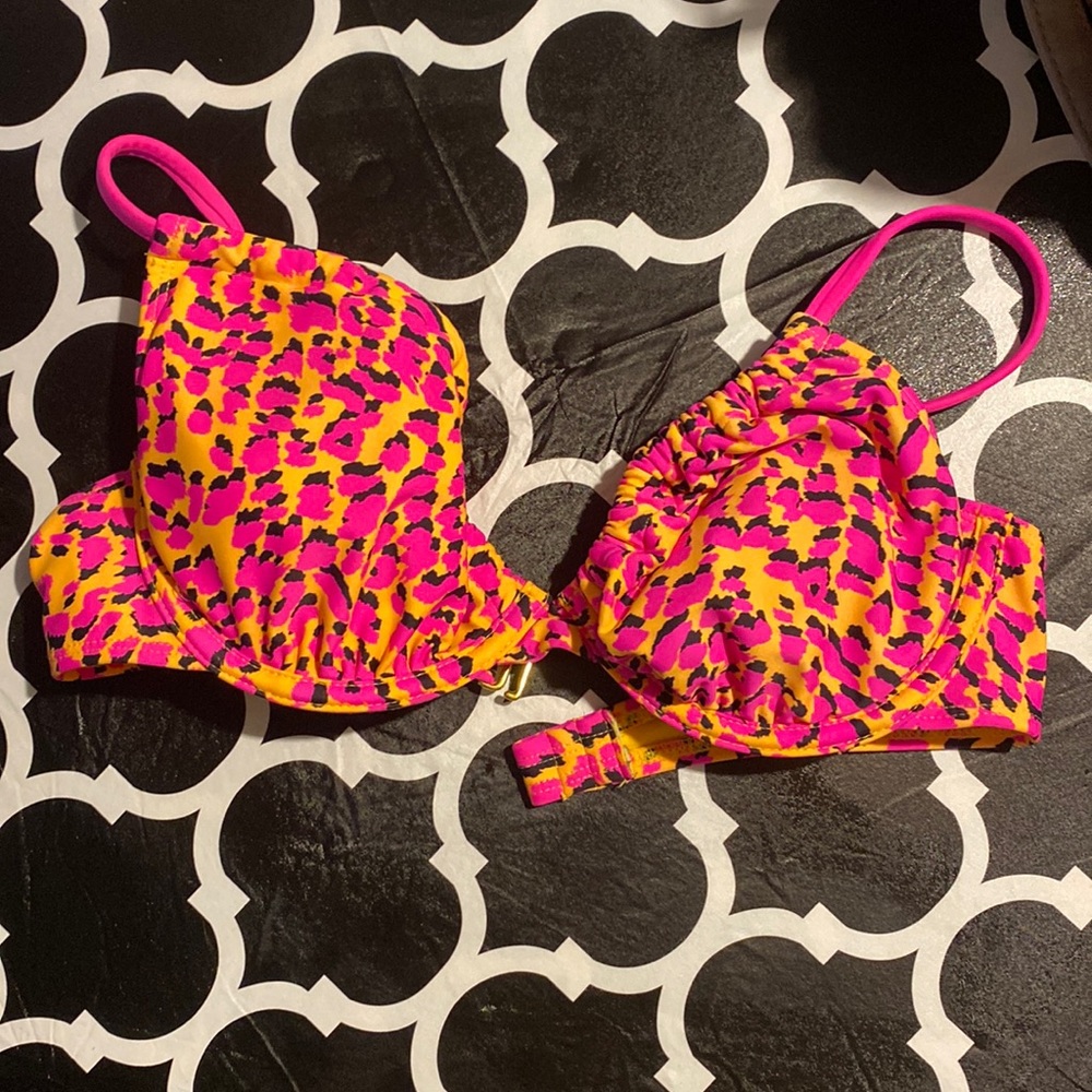 Bikini top